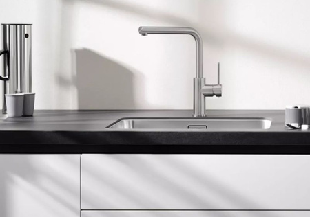 Bateria kuchenna Blanco Lanora stal szczotkowana proste i eleganckie wzornictwo