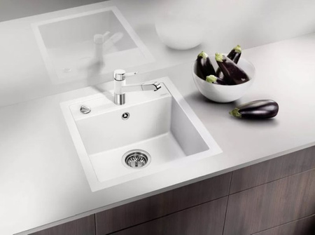 Zlewozmywak Blanco Dalago 45-F Silgranit delikatny biały zlew wpuszczany w blat jednokomorowy korek automatyczny prosty kształt i duża pojemność