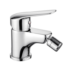 Bateria bidetowa Deante Boro chrom wyposażona w aerator napowietrzający strumień