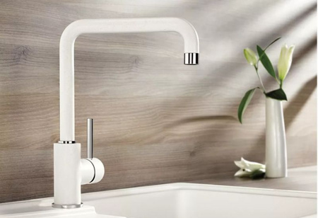 Bateria kuchenna Blanco Mili Silgranit-Look biała bateria elegancki design minimalistyczne wykończenie